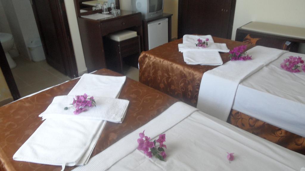 Hotel Green Palm Мармарис Стая снимка